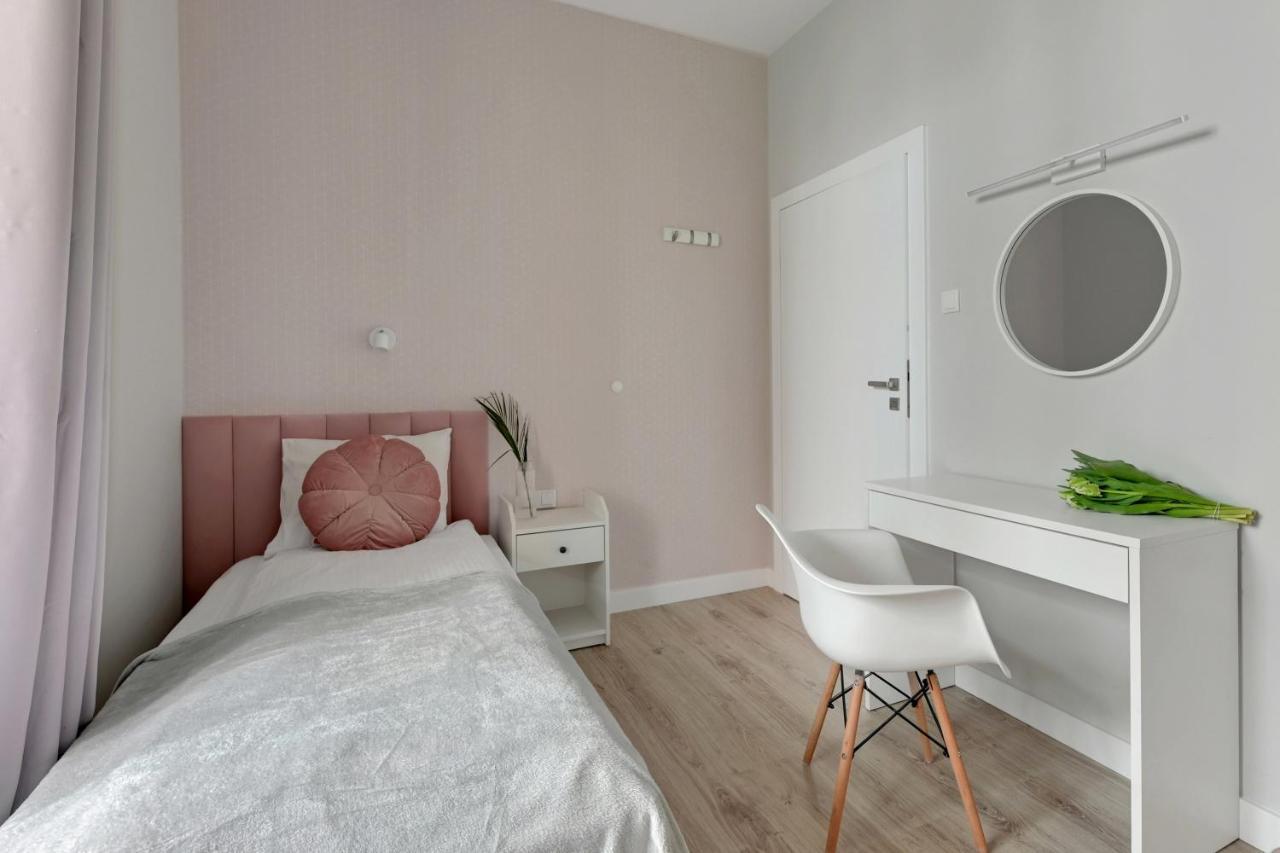 Cityflow By Welcome Apartment Γκντανσκ Εξωτερικό φωτογραφία